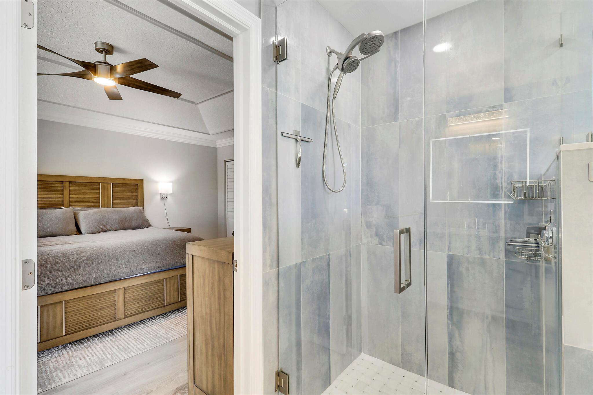 BOYNTON WATERS - Residential