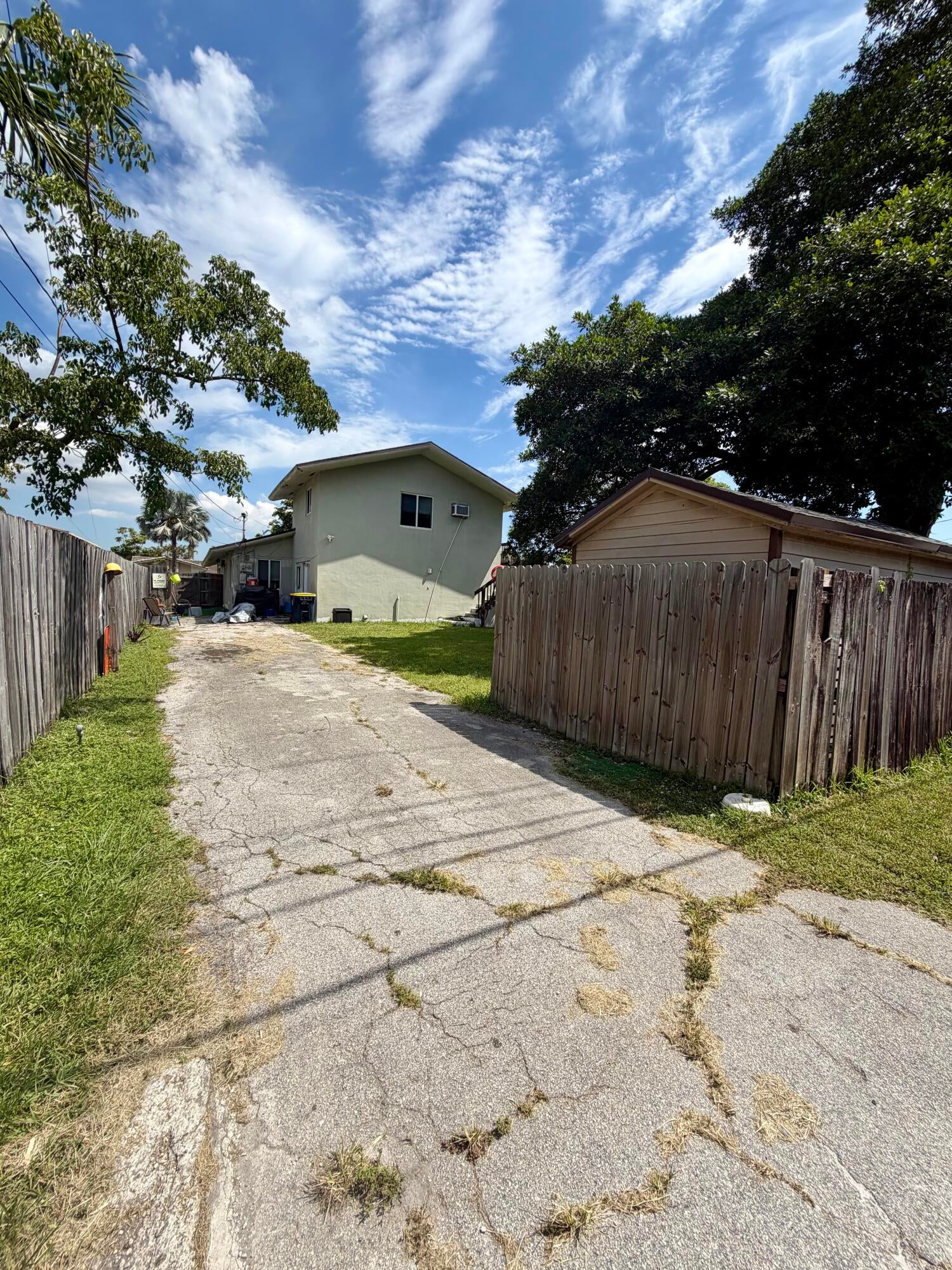 210 SE 5TH Street