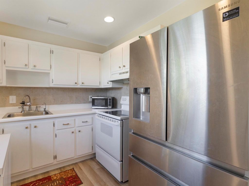 Photo of 652 Flanders N, Delray Beach, FL 33484 (MLS # R11106819)