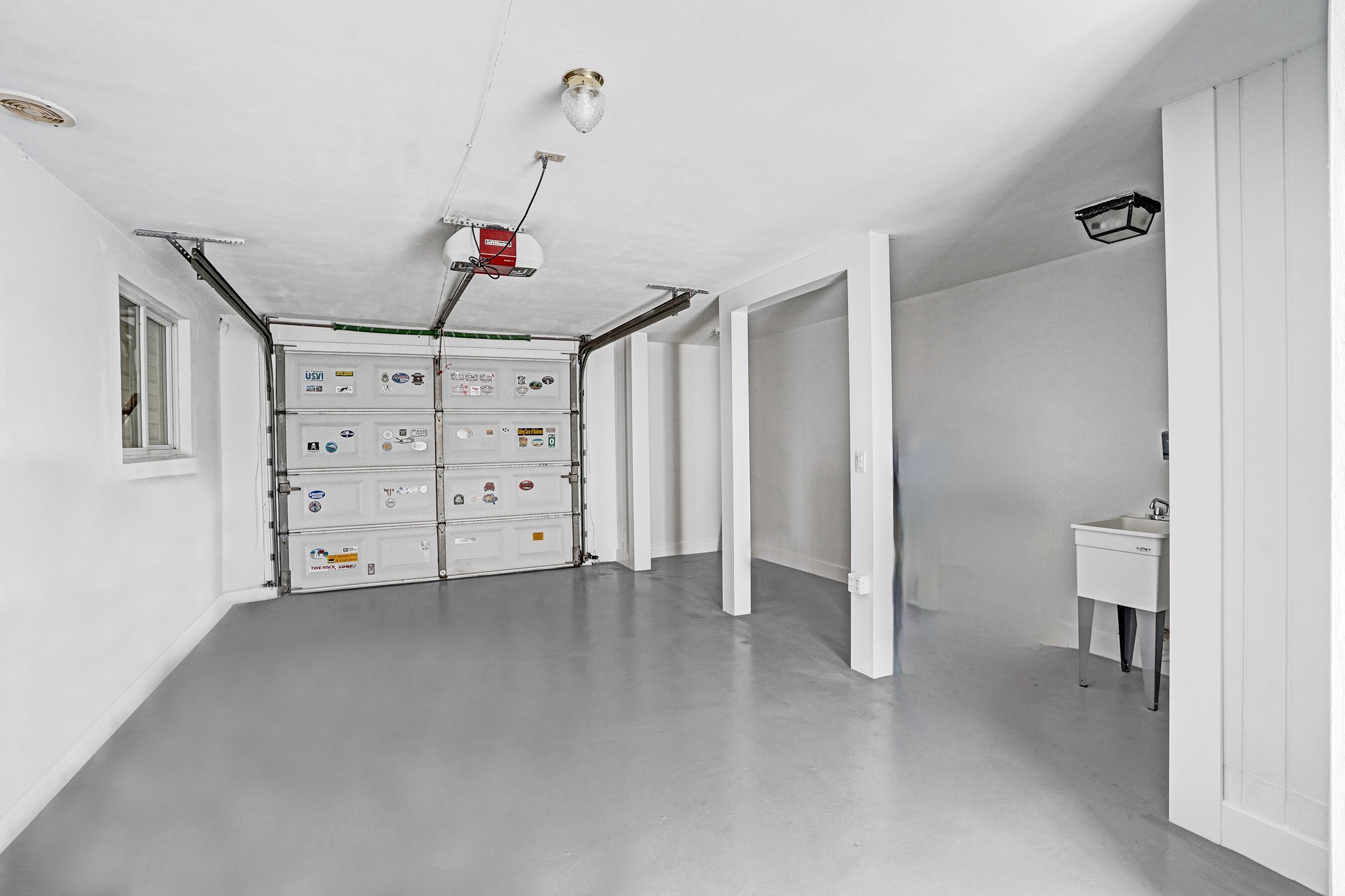 SUNSET RIDGE - Residential