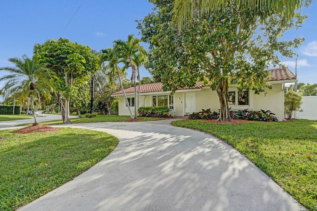 Photo of 3779 NW 4th Court, Boca Raton, FL 33431 (MLS # B26005024)
