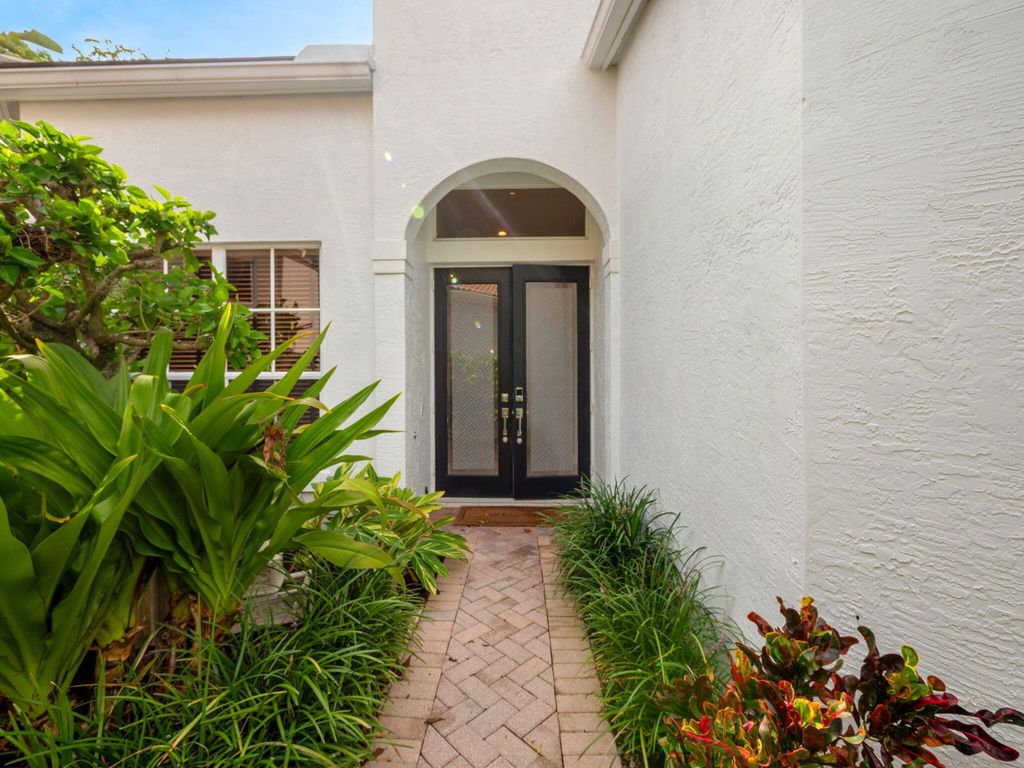 Photo of 143 Sunset Bay Drive, Palm Beach Gardens, FL 33418 (MLS # R11091586)