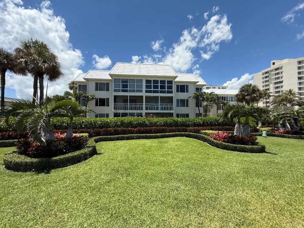 Photo of 325 Beach Road #301, Tequesta, FL 33469 (MLS # R11092081)