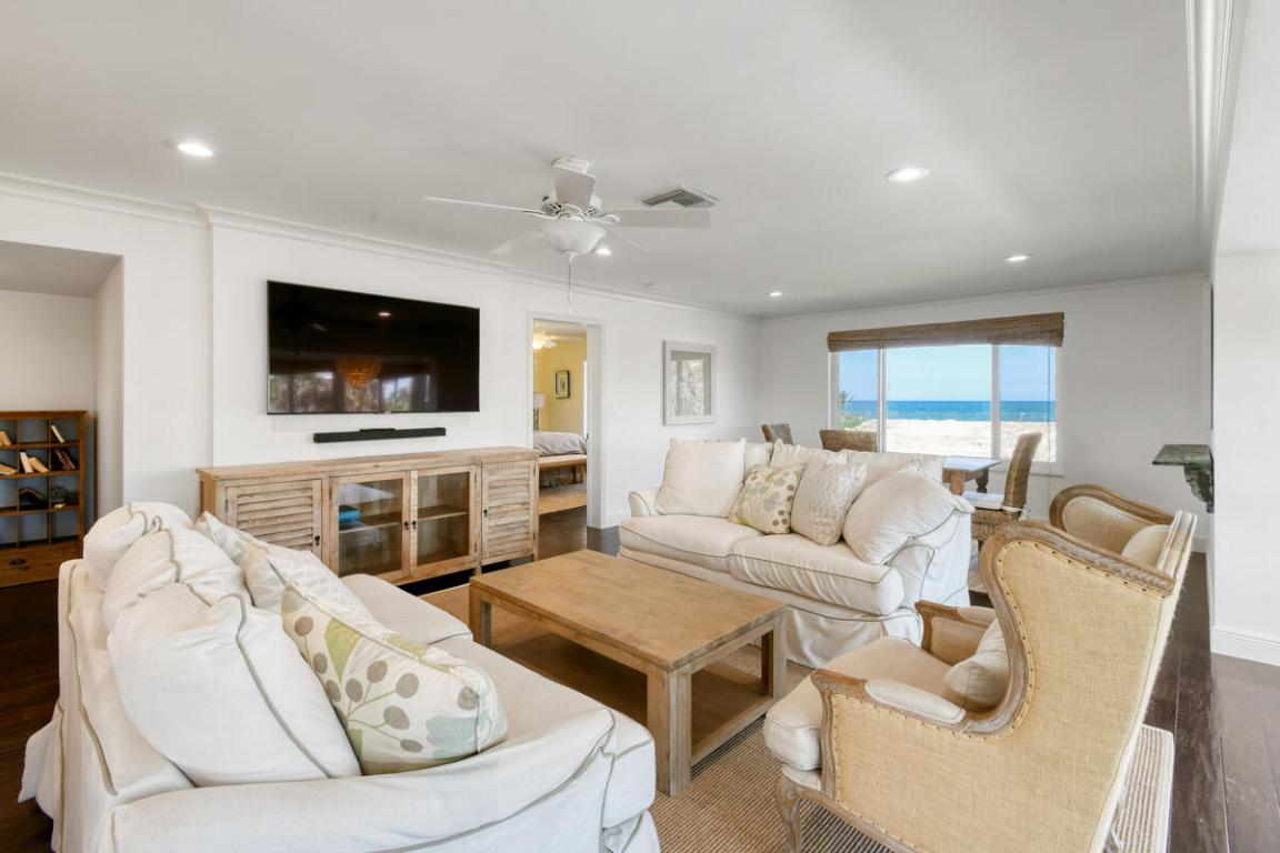 ISLAND HOUSE SOUTHWEST CONDO - Residential