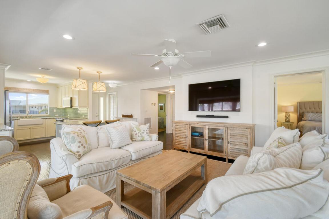 ISLAND HOUSE SOUTHWEST CONDO - Residential