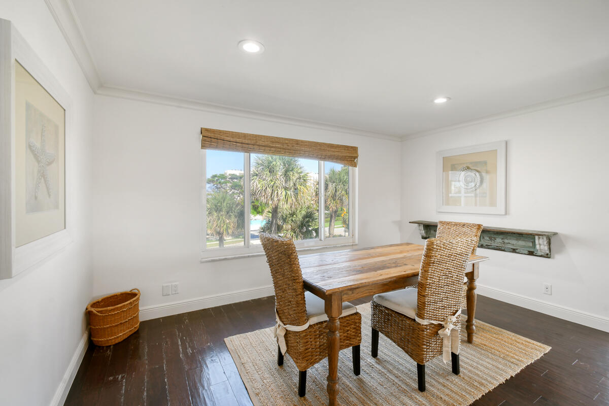 ISLAND HOUSE SOUTHWEST CONDO - Residential