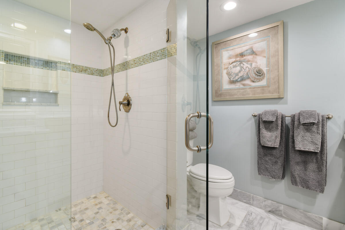 ISLAND HOUSE SOUTHWEST CONDO - Residential