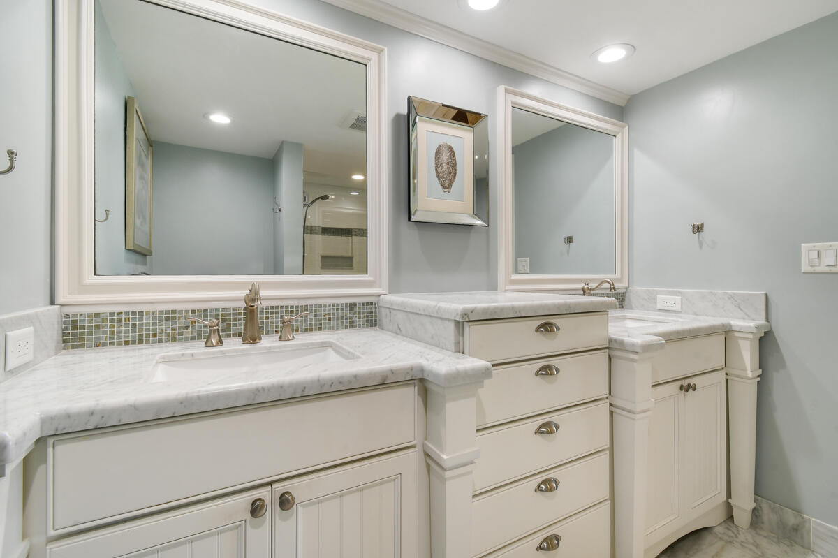 ISLAND HOUSE SOUTHWEST CONDO - Residential