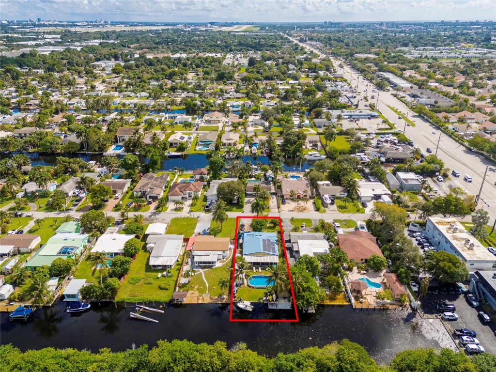 DAVIS ISLES - Residential