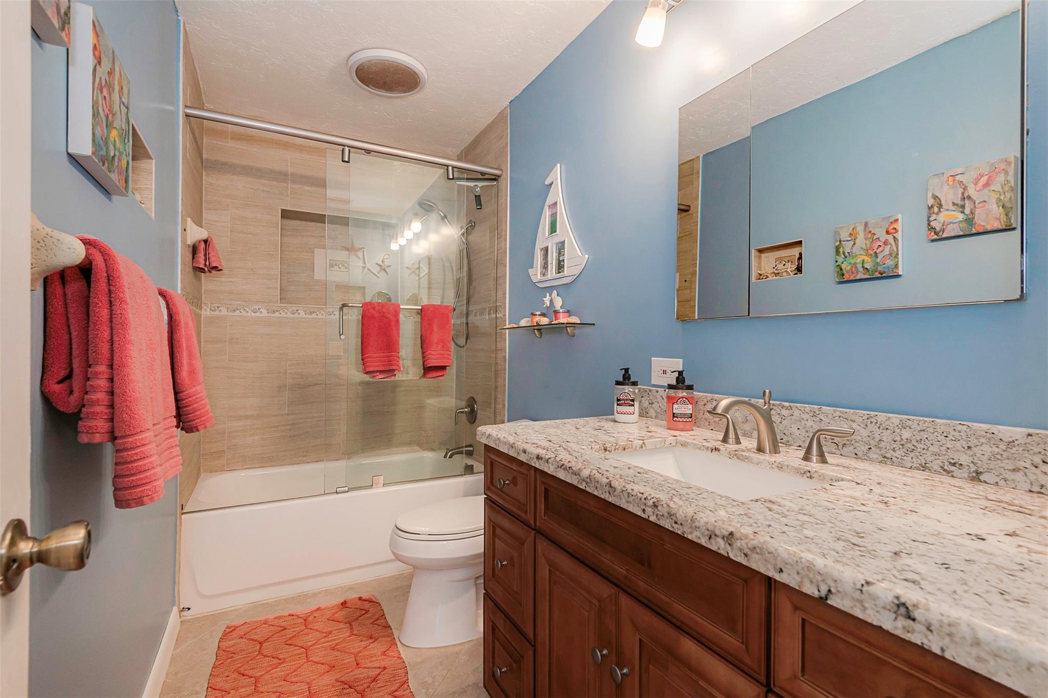 DAVIS ISLES - Residential