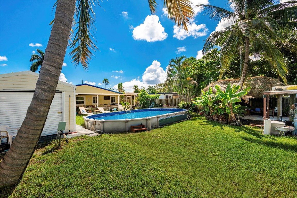 DAVIS ISLES - Residential