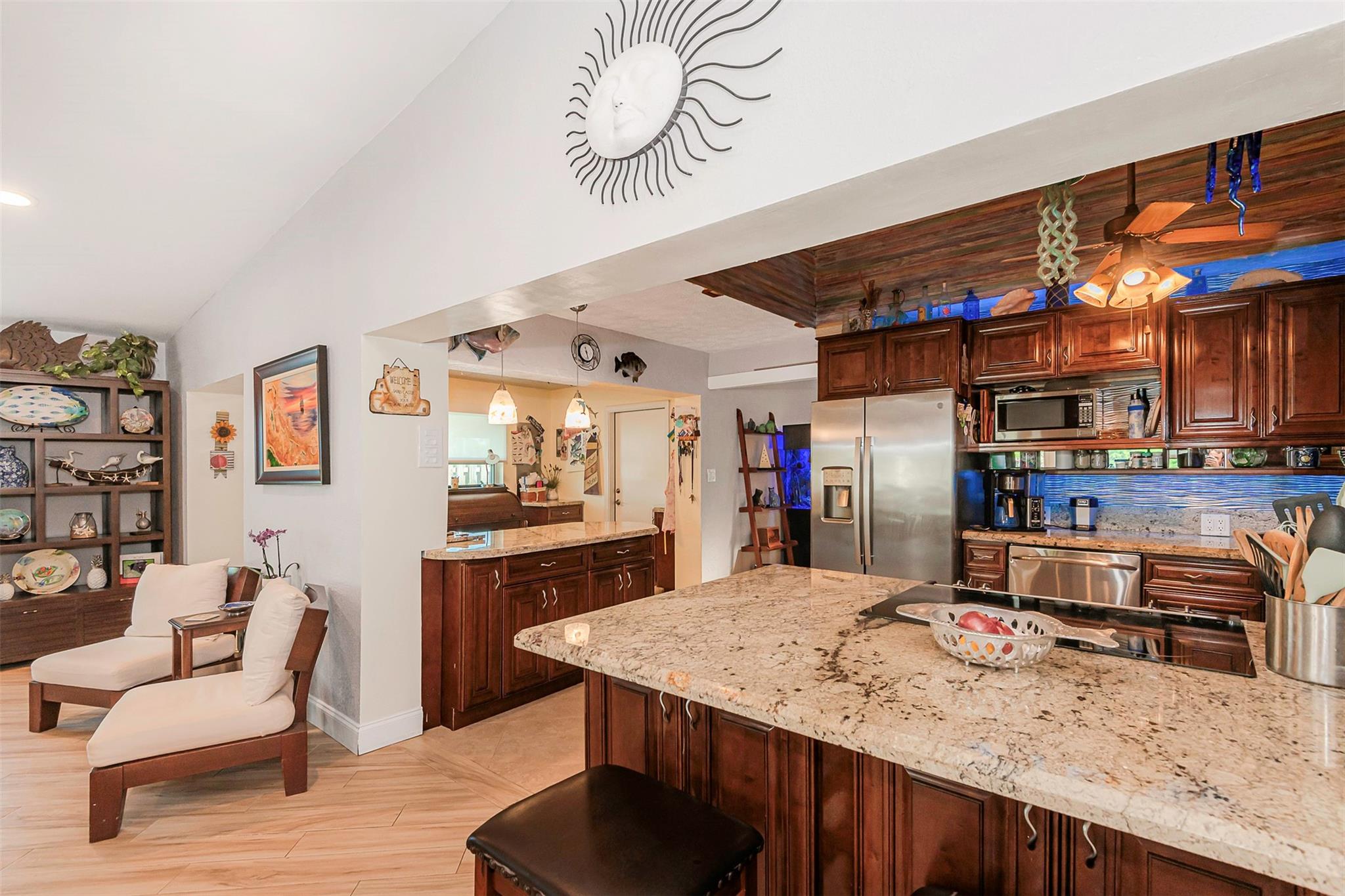 DAVIS ISLES - Residential