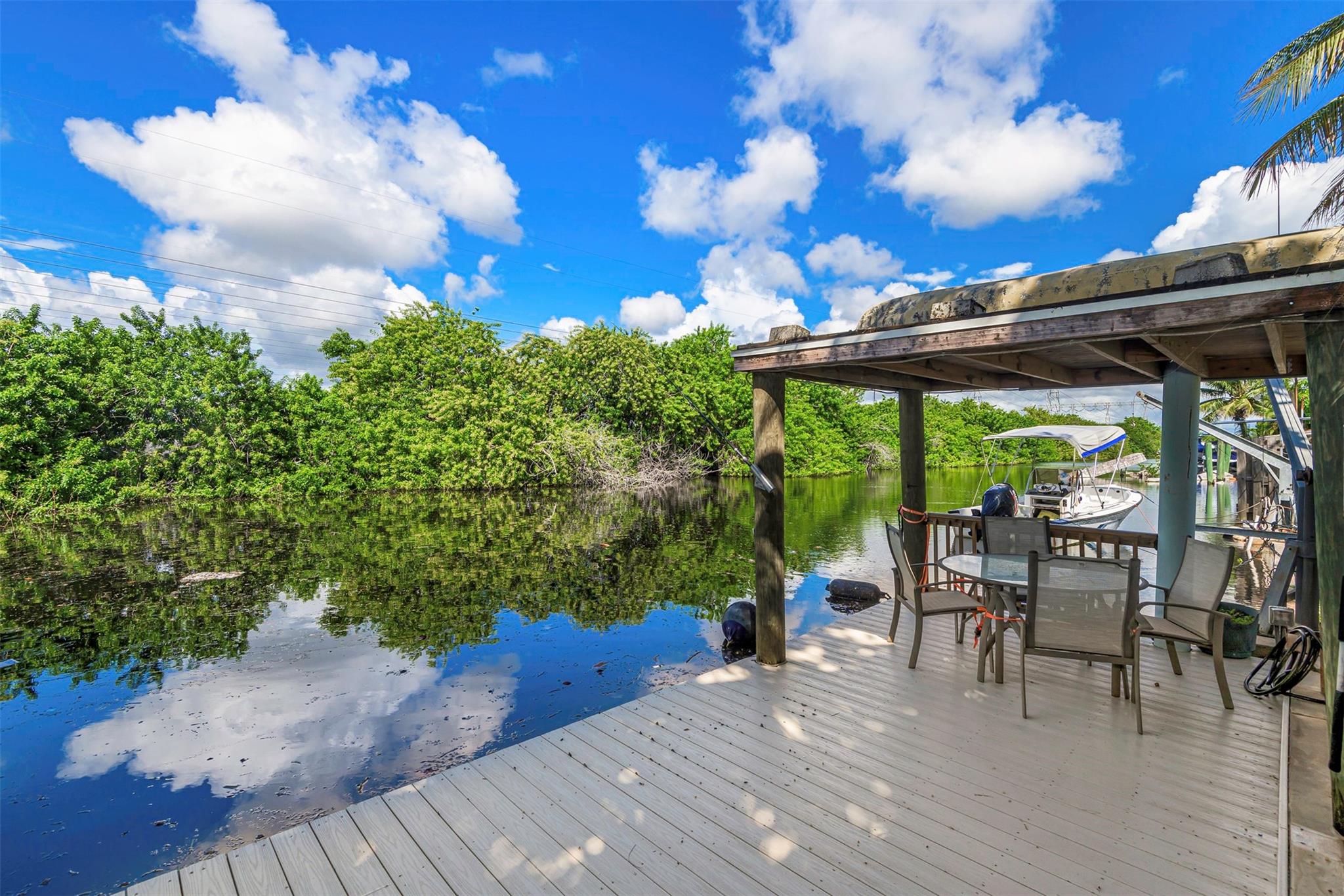 DAVIS ISLES - Residential