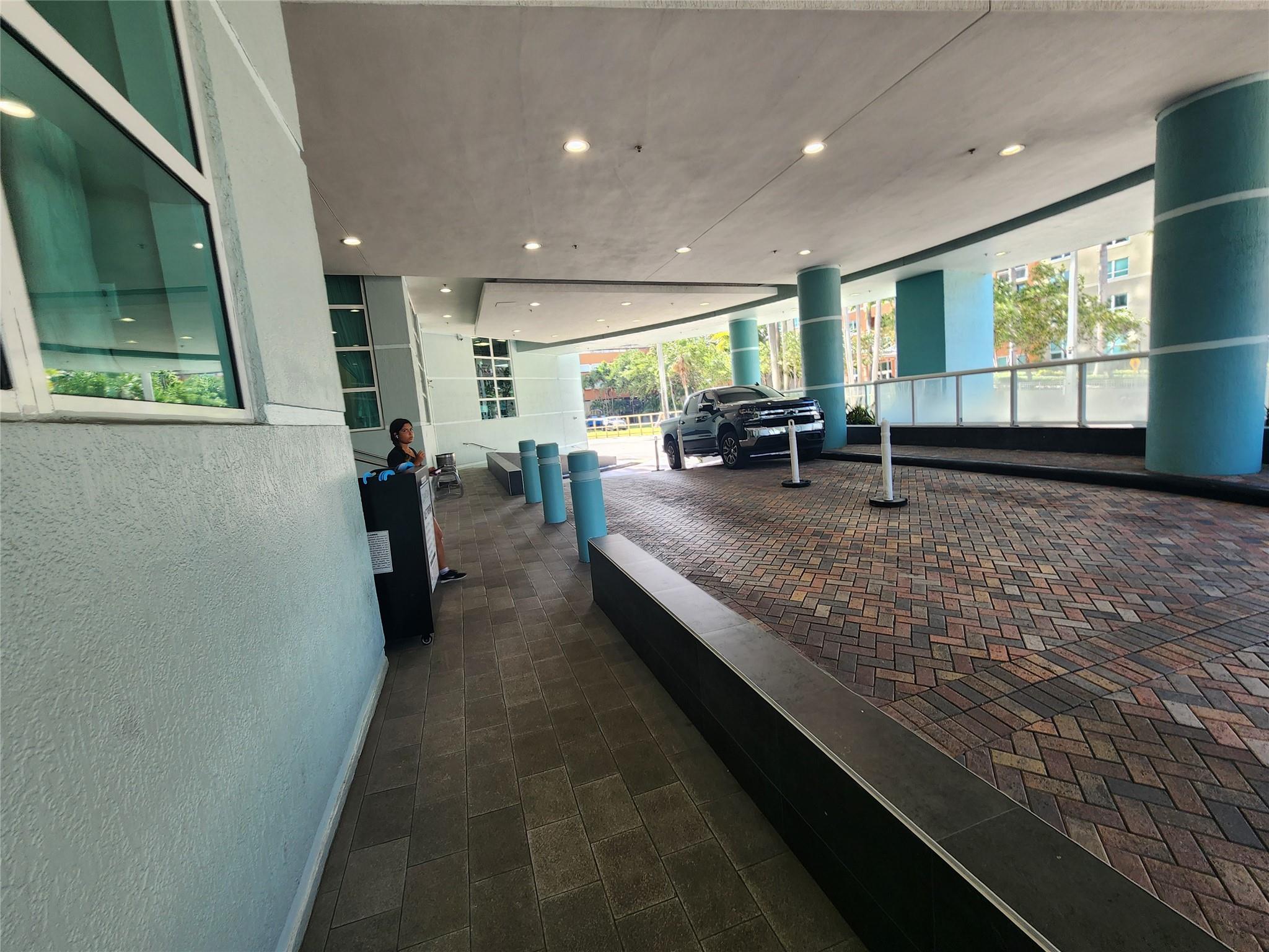 1900 N BAYSHORE DRIVE 1012