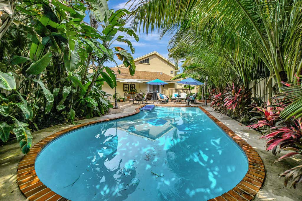 Photo of 7696 Stanway Place E, Boca Raton, FL 33433 (MLS # R10924543)