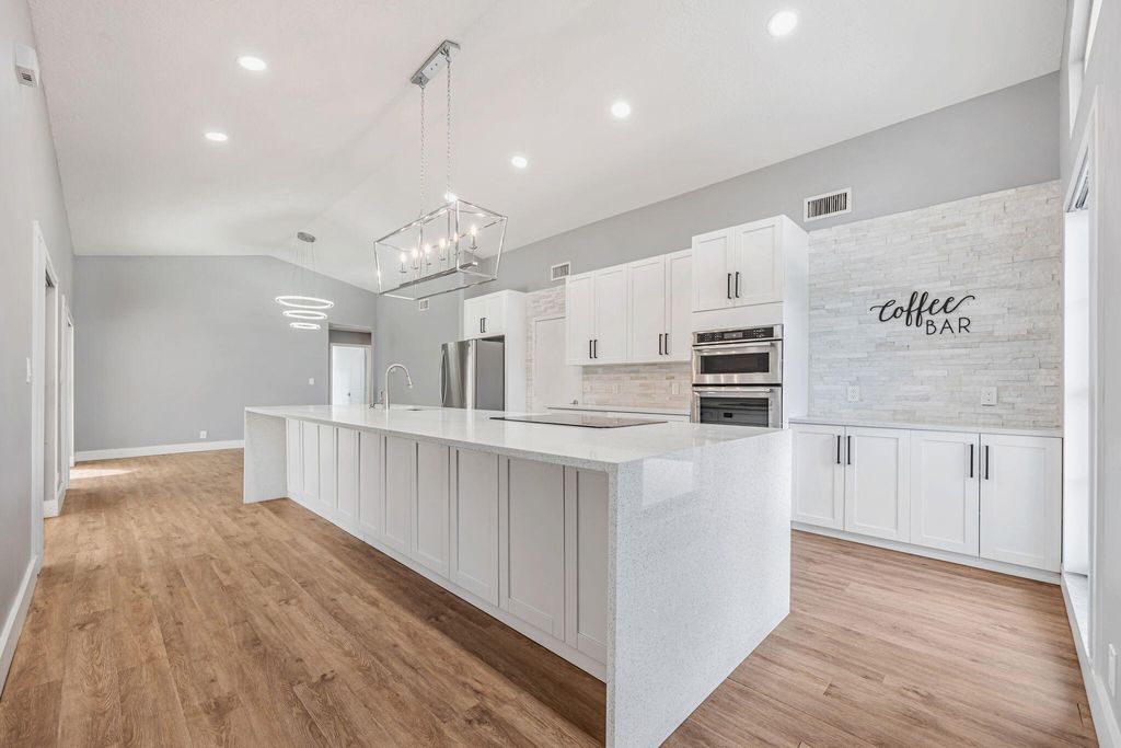Photo of 21356 Summertrace Circle, Boca Raton, FL 33428 (MLS # R11064614)