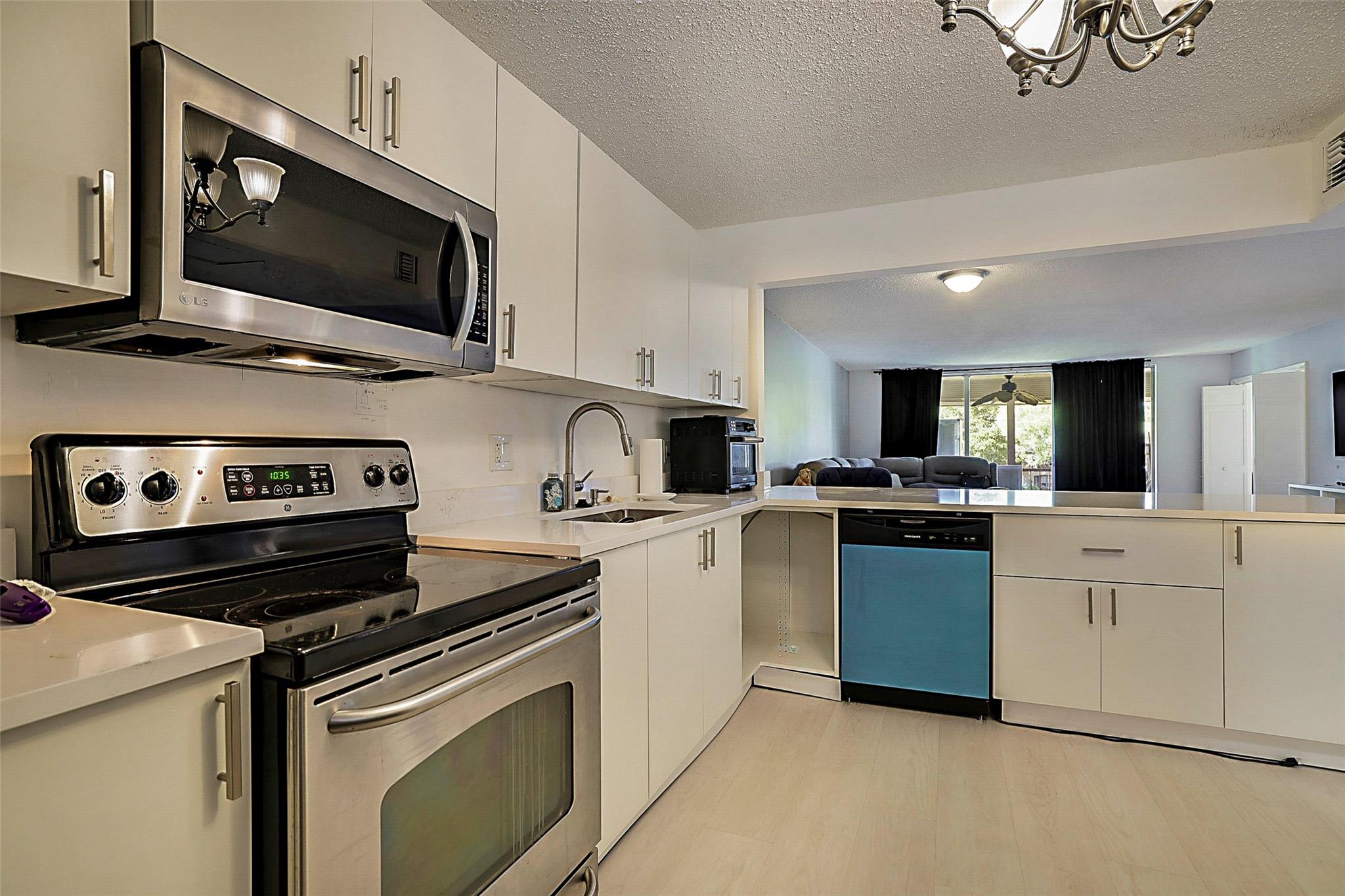 Lake Forest Condo - Residential Lease