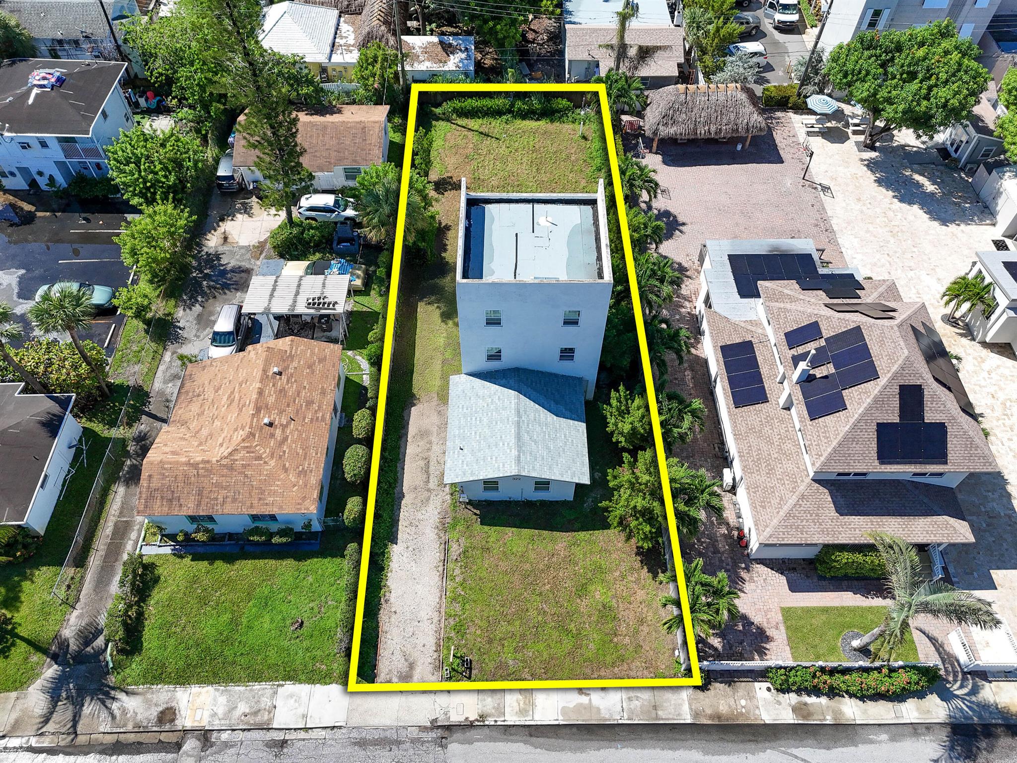 LAKESIDE COURT - Commercial Sale