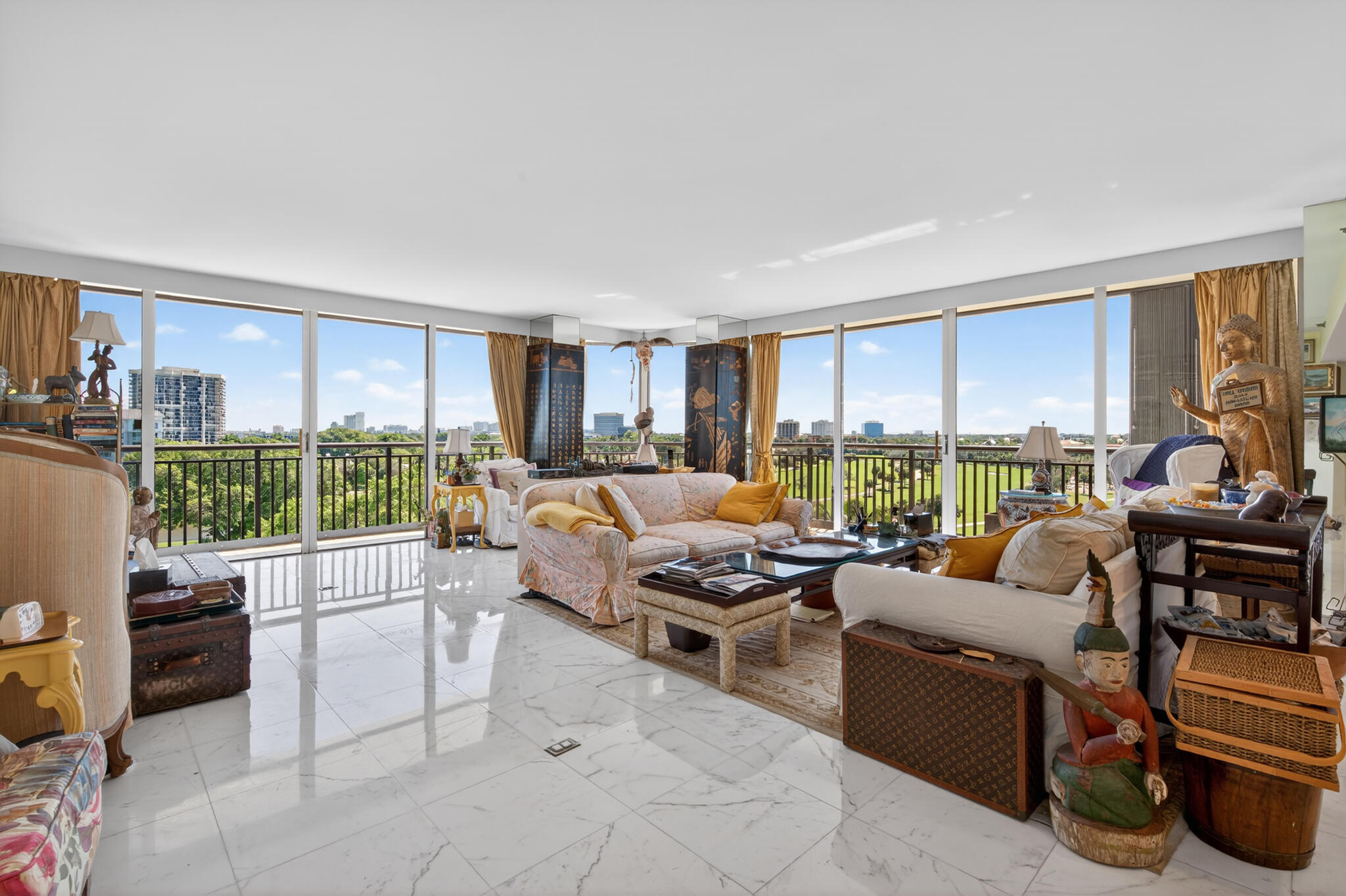 PARLIAMENT EAST CONDO - Residential