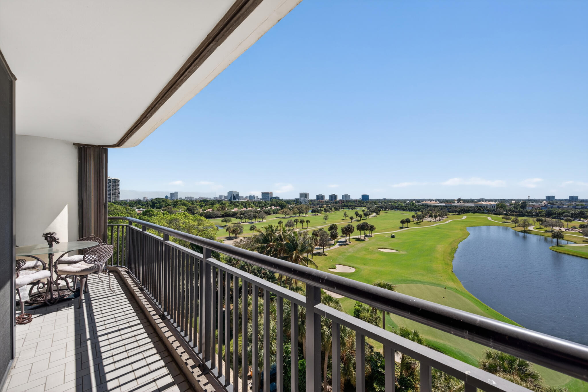 PARLIAMENT EAST CONDO - Residential