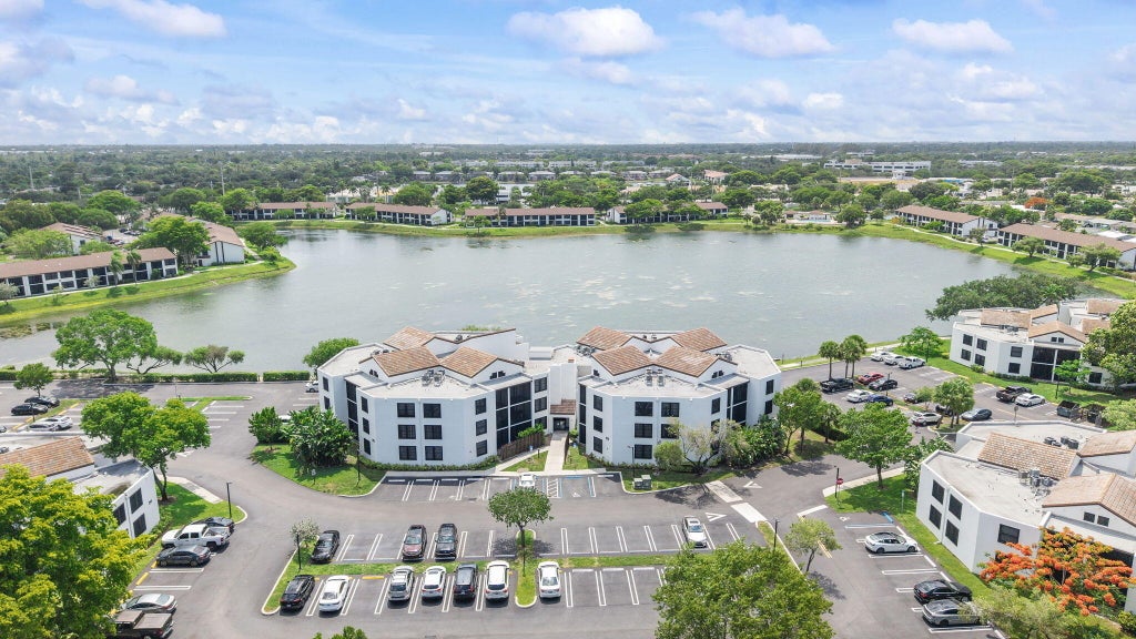 Photo of 212 Lake Pointe Drive #302, Oakland Park, FL 33309 (MLS # B26043205)