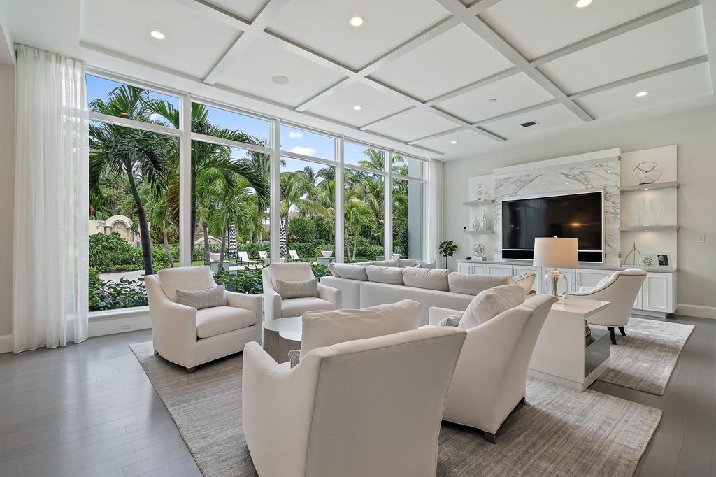 OLD PALM 4 - Residential