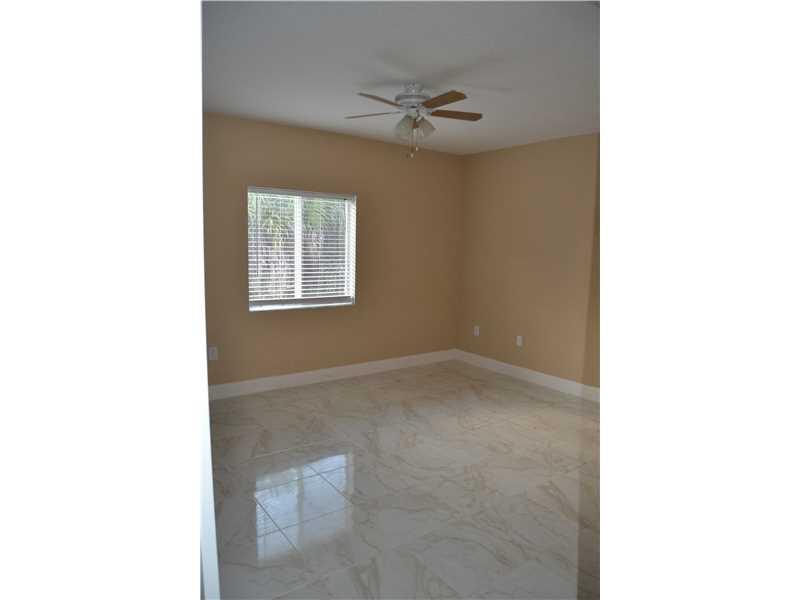 BELVEDERE ISLE CONDOS - Residential Lease