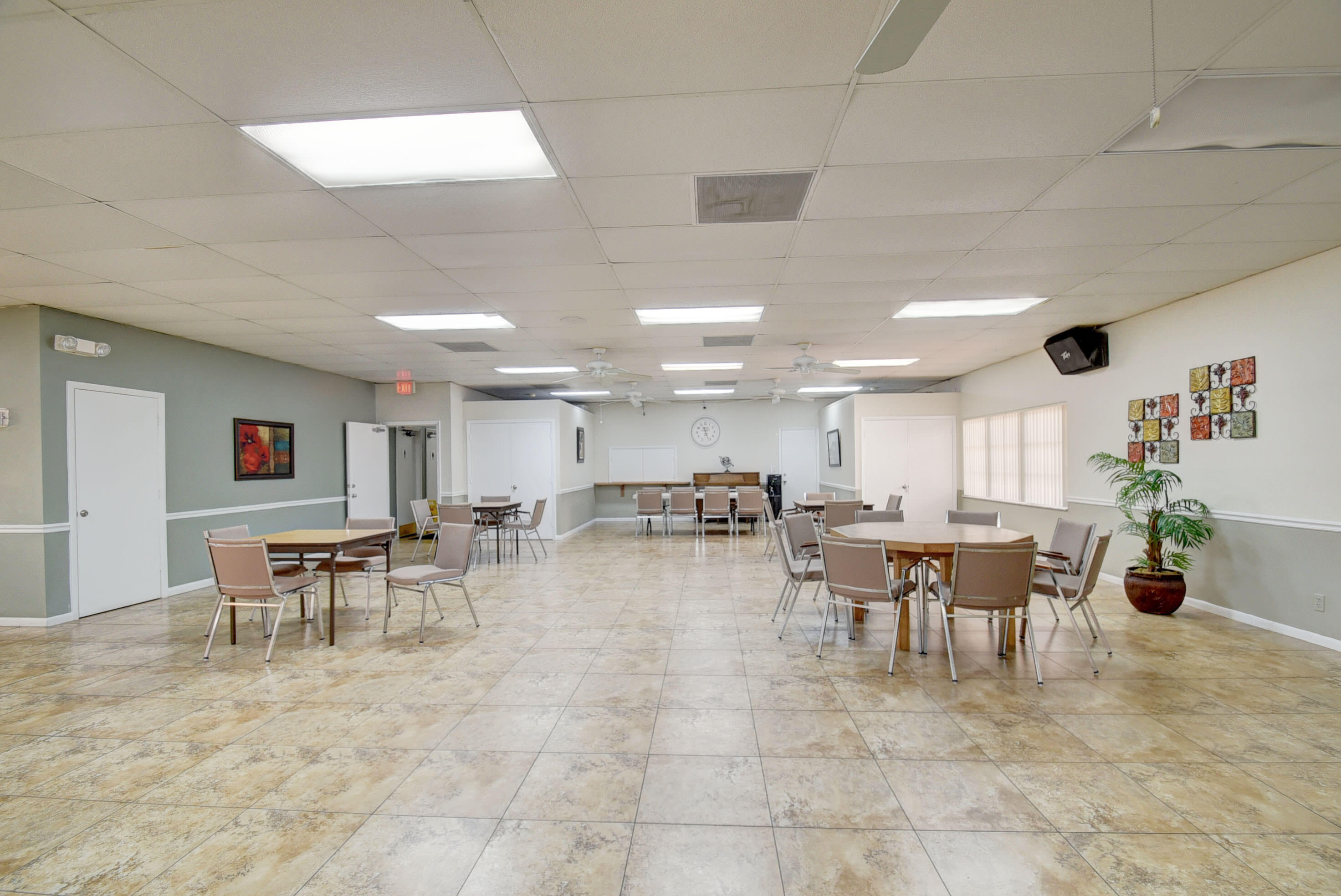 HIGH POINT OF DELRAY WEST CONDO SEC 3 - Residential