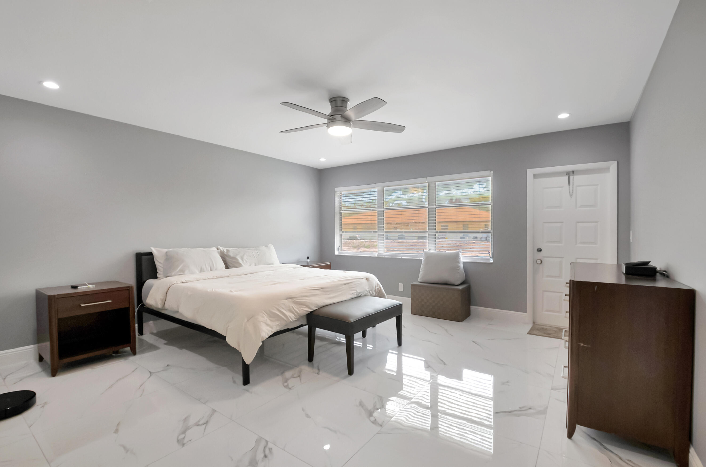HIGH POINT OF DELRAY WEST CONDO SEC 3 - Residential