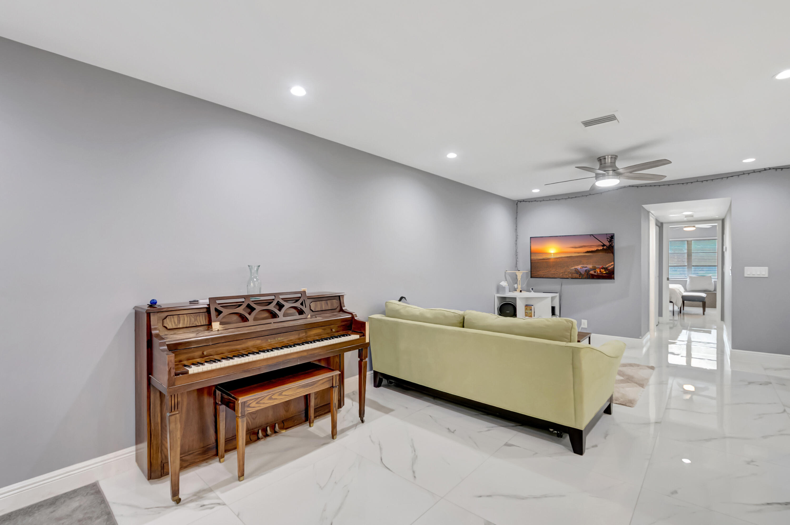 HIGH POINT OF DELRAY WEST CONDO SEC 3 - Residential