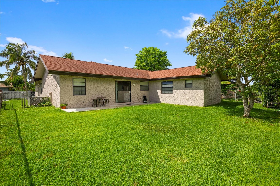 NORTH LAUDERDALE LANDINGS - Residential