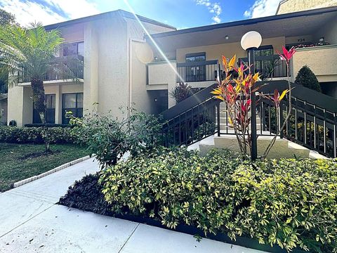 5106 Oak Hill Lane 923 Delray Beach FL 33484