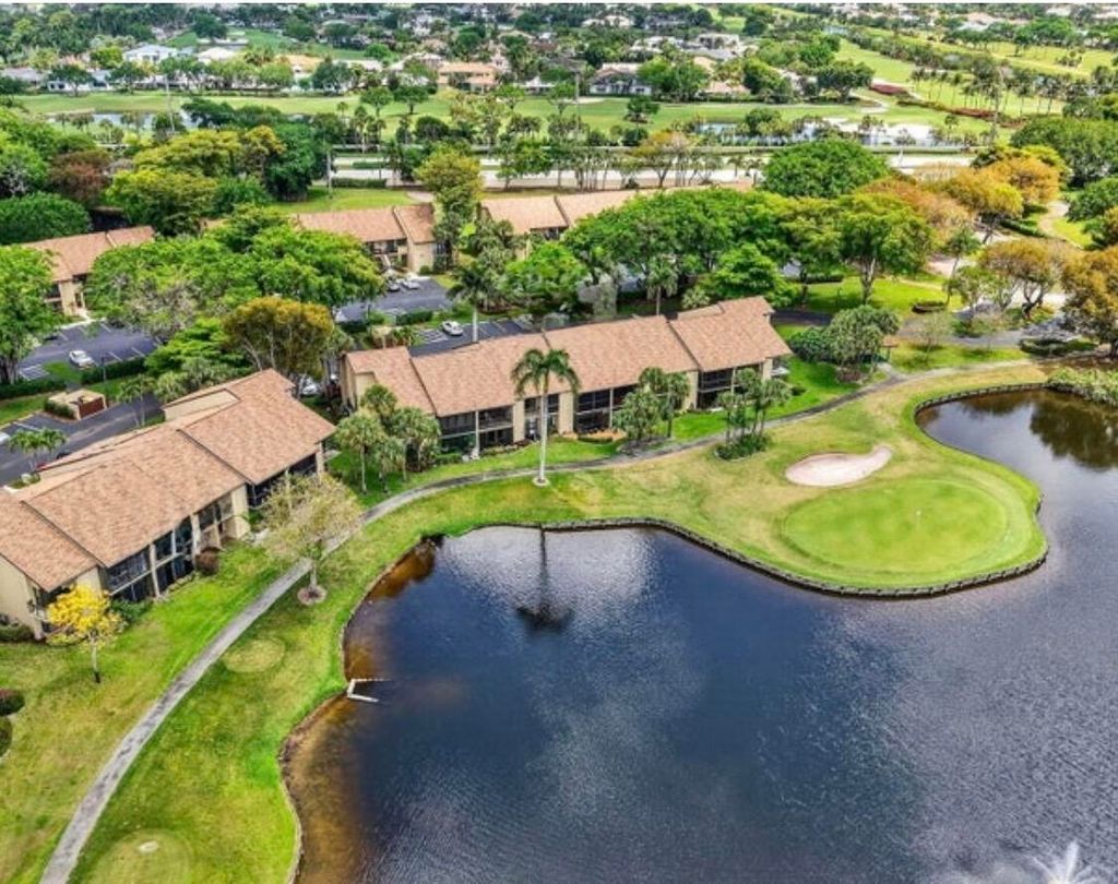 Photo of 5106 Oak Hill Lane #923, Delray Beach, FL 33484 (MLS # B26004601)