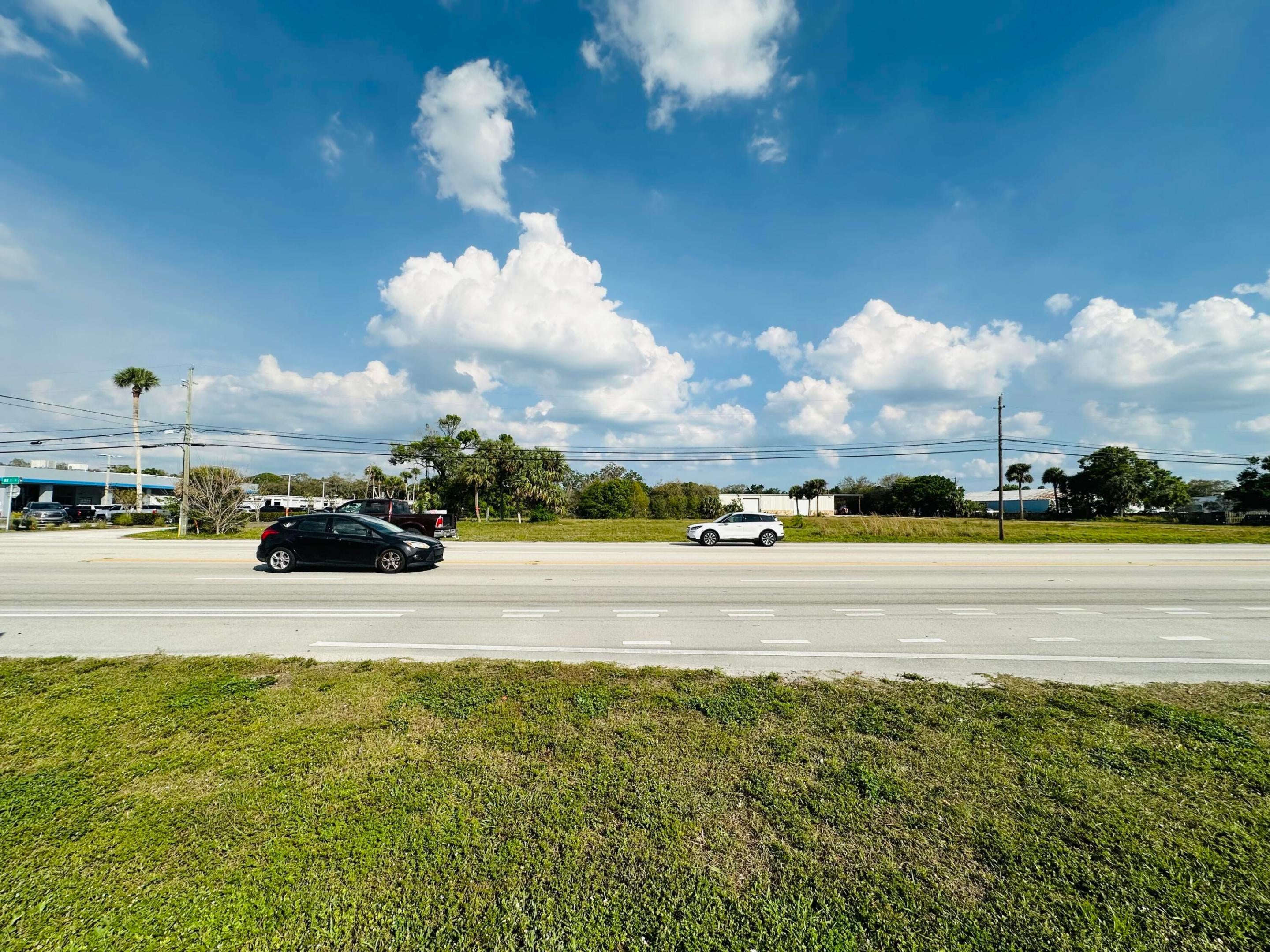 4230 S US Highway 1
