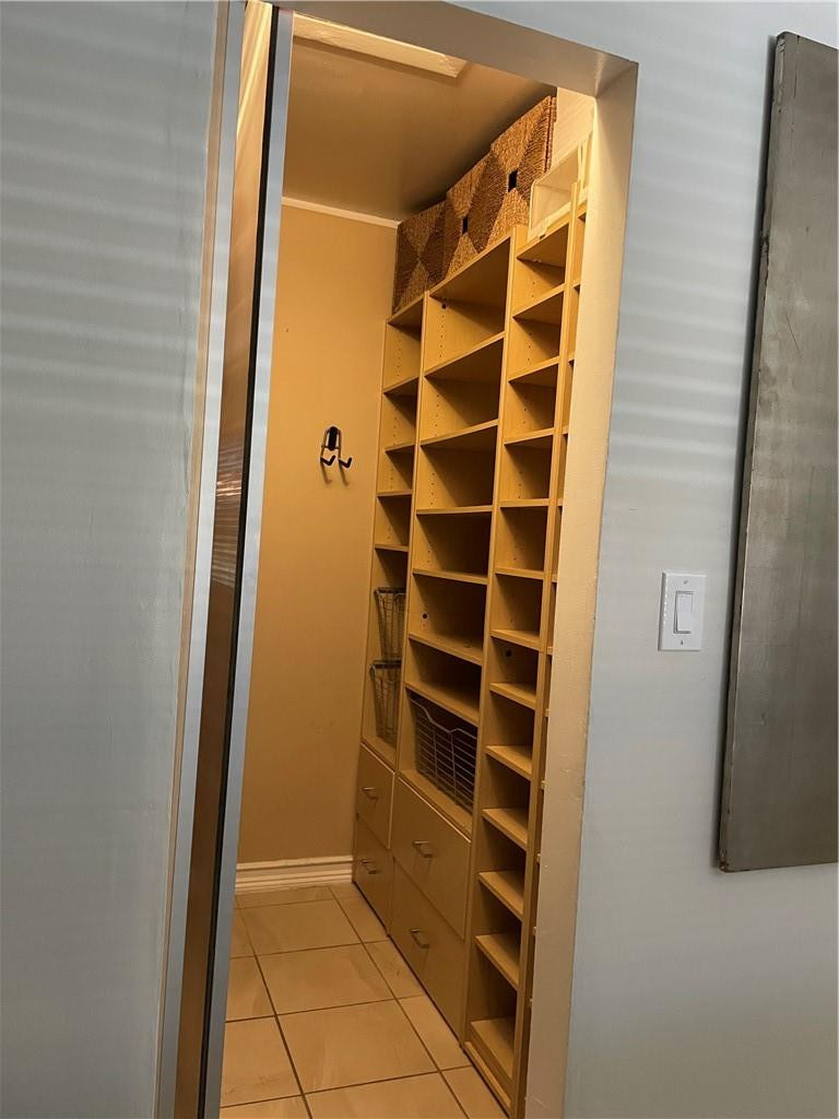 MANOR GROVE VILLAGE 2 CON - Residential Lease