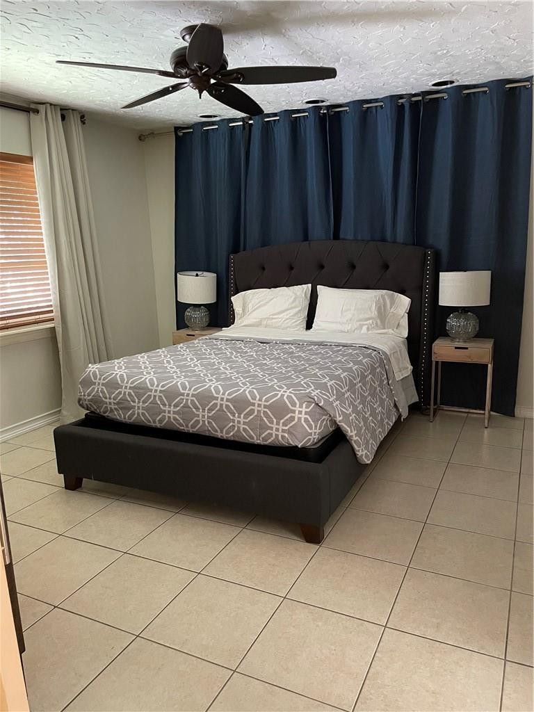 MANOR GROVE VILLAGE 2 CON - Residential Lease