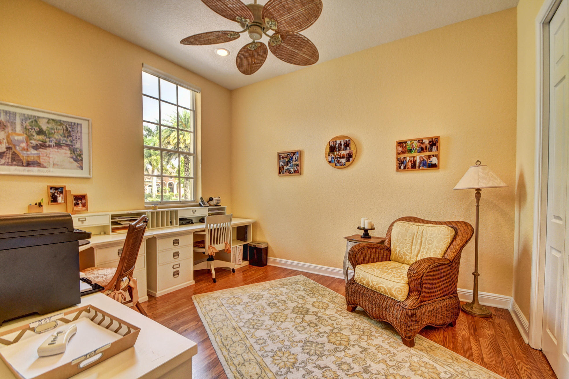 EQUESTRIAN CLUB - Residential