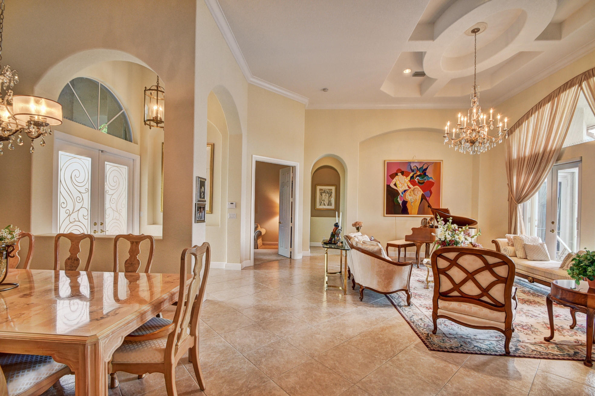 EQUESTRIAN CLUB - Residential