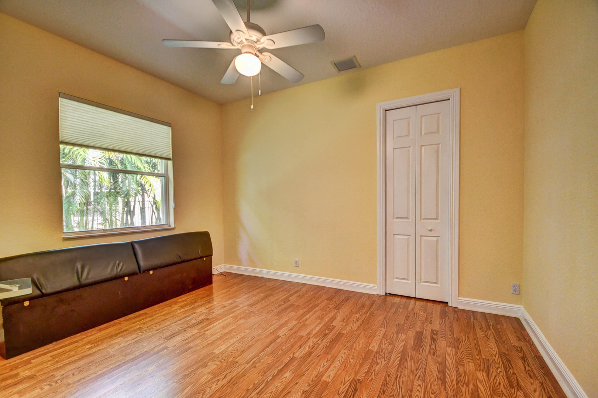 EQUESTRIAN CLUB - Residential