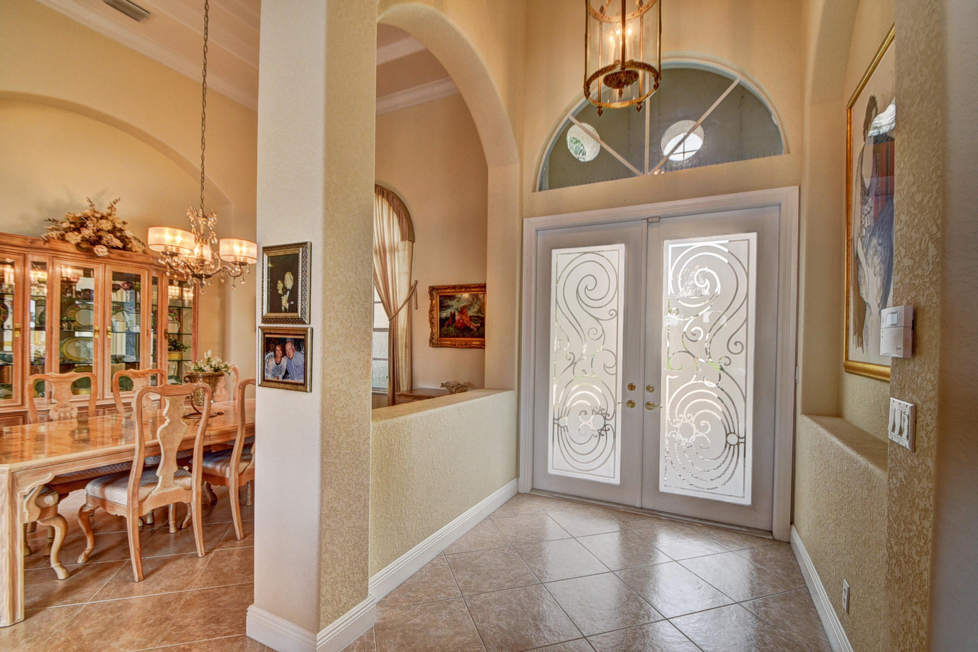 EQUESTRIAN CLUB - Residential