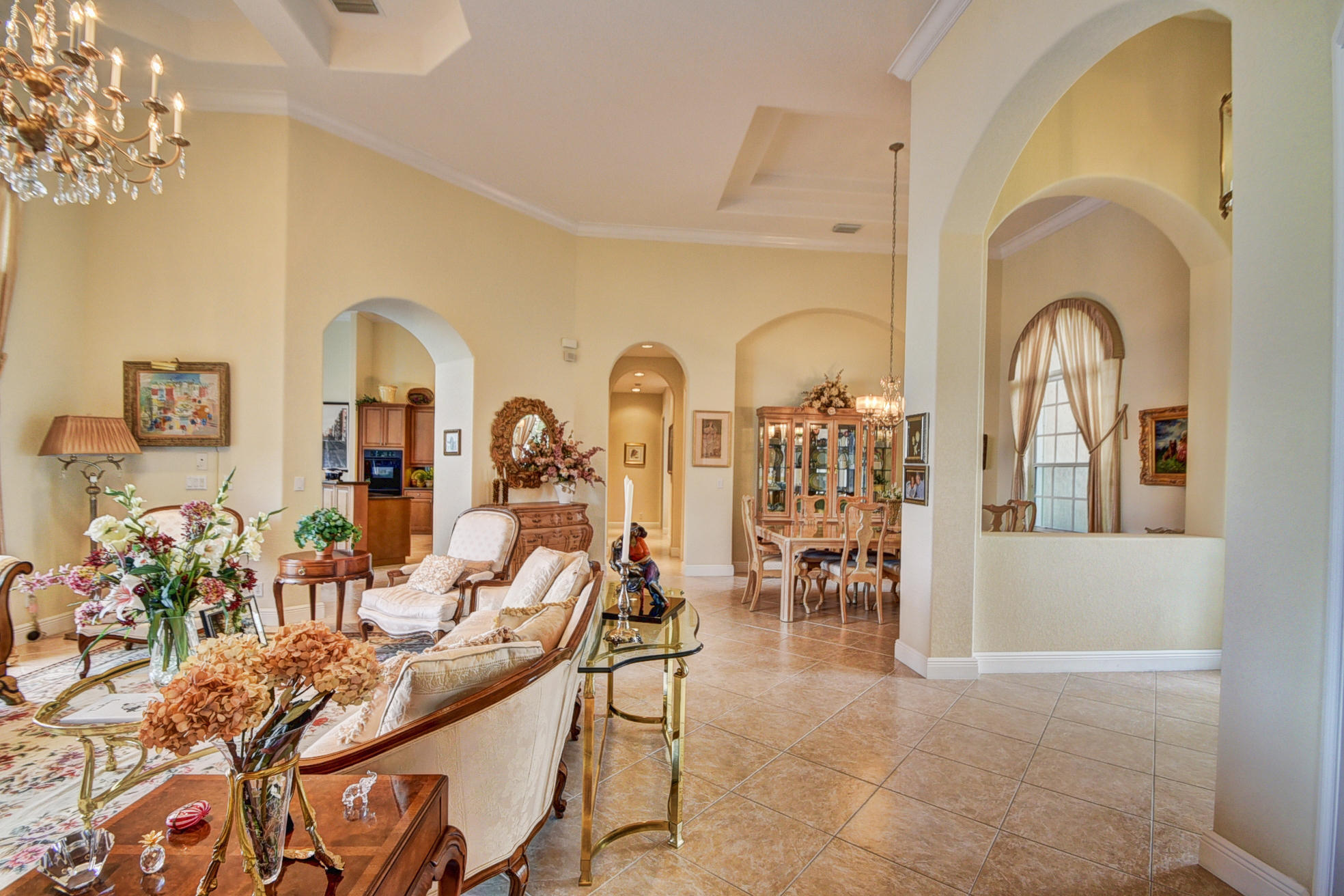 EQUESTRIAN CLUB - Residential