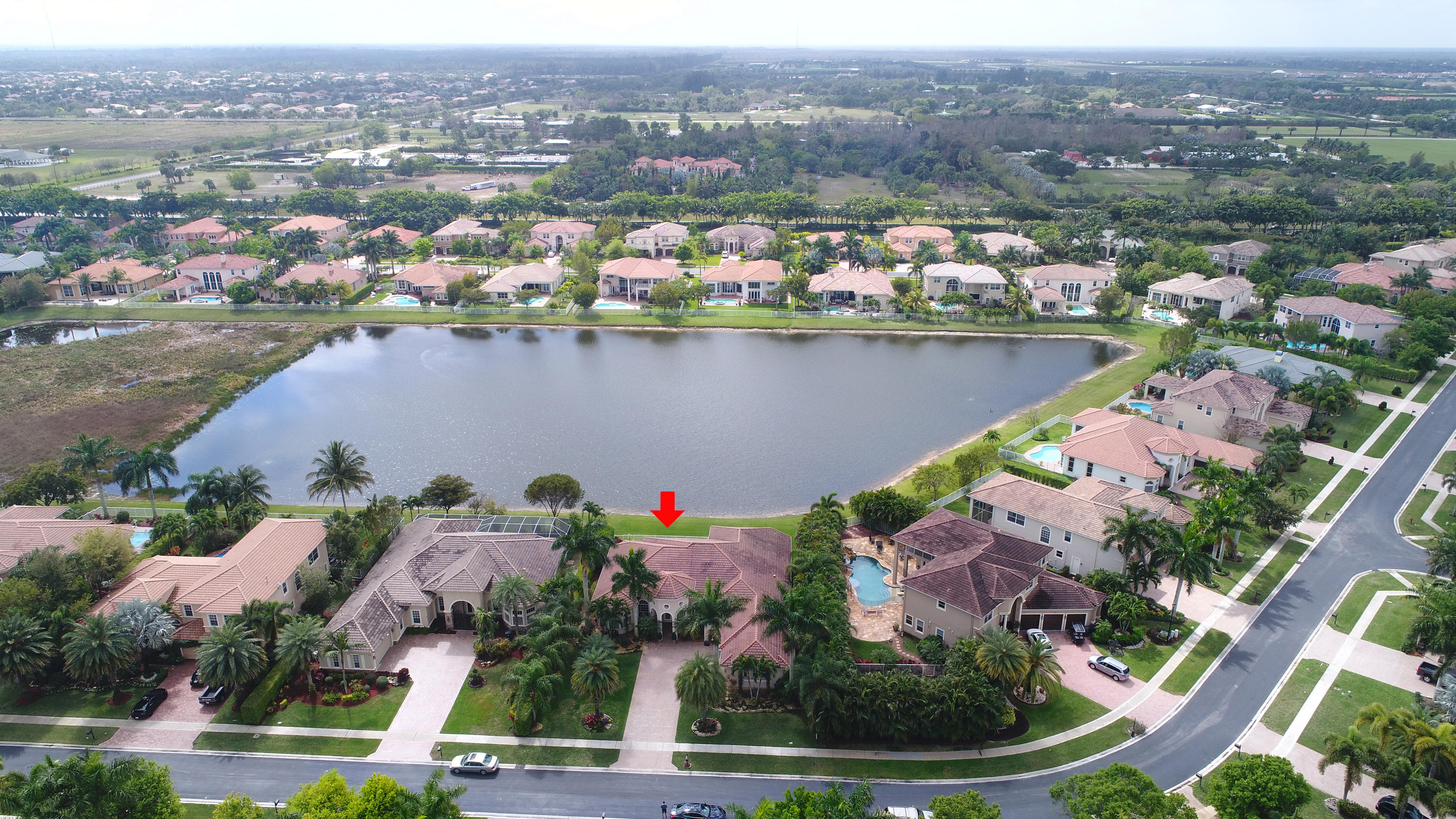 EQUESTRIAN CLUB - Residential