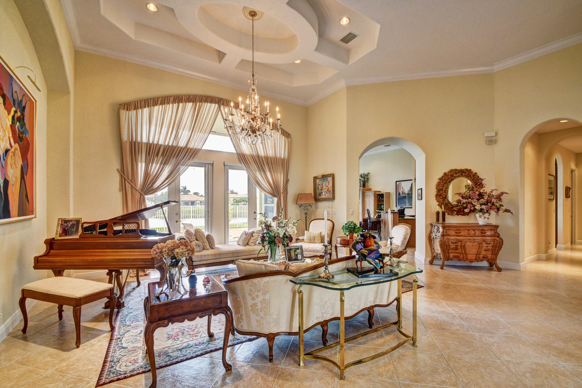 EQUESTRIAN CLUB - Residential