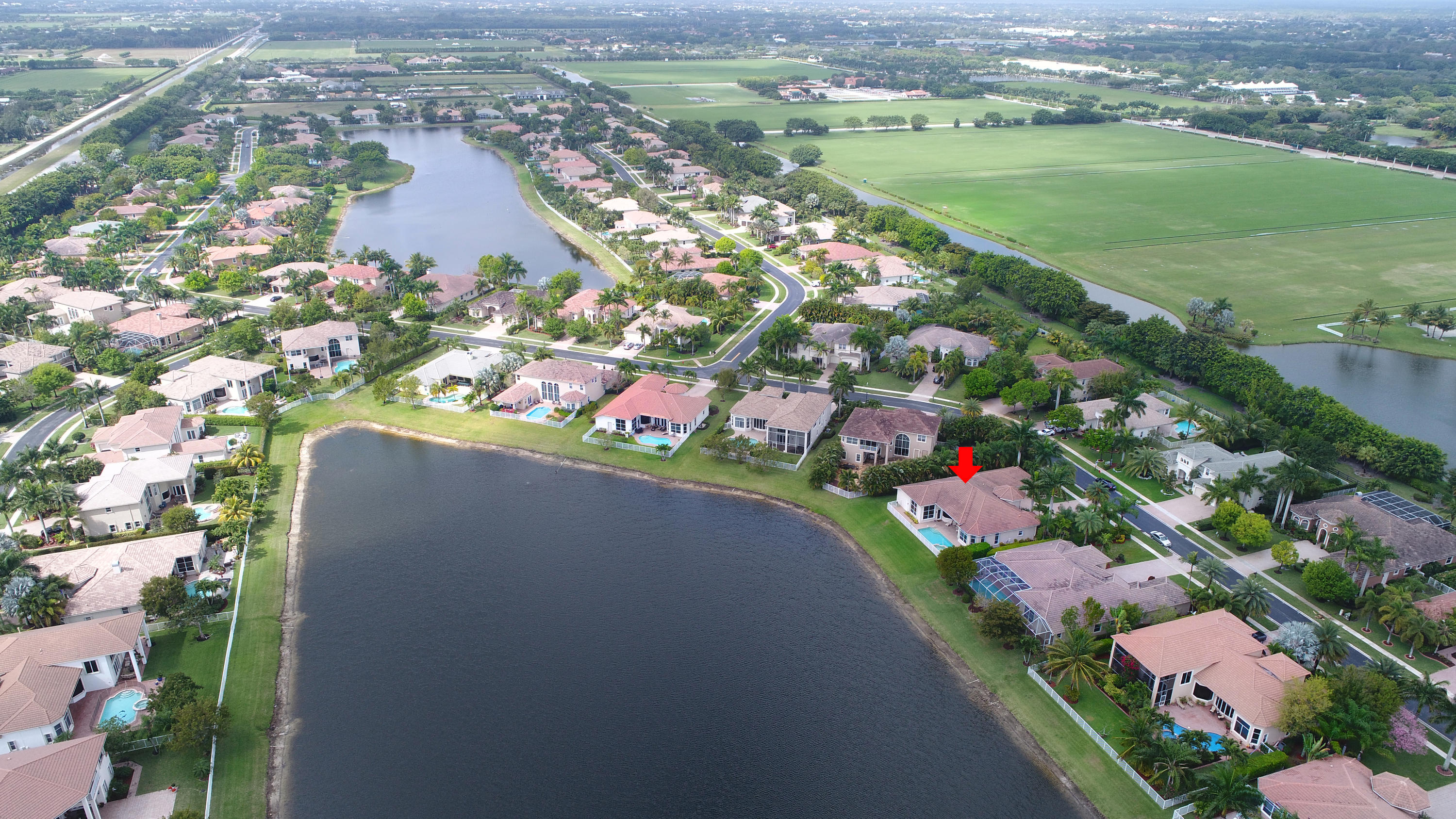 EQUESTRIAN CLUB - Residential