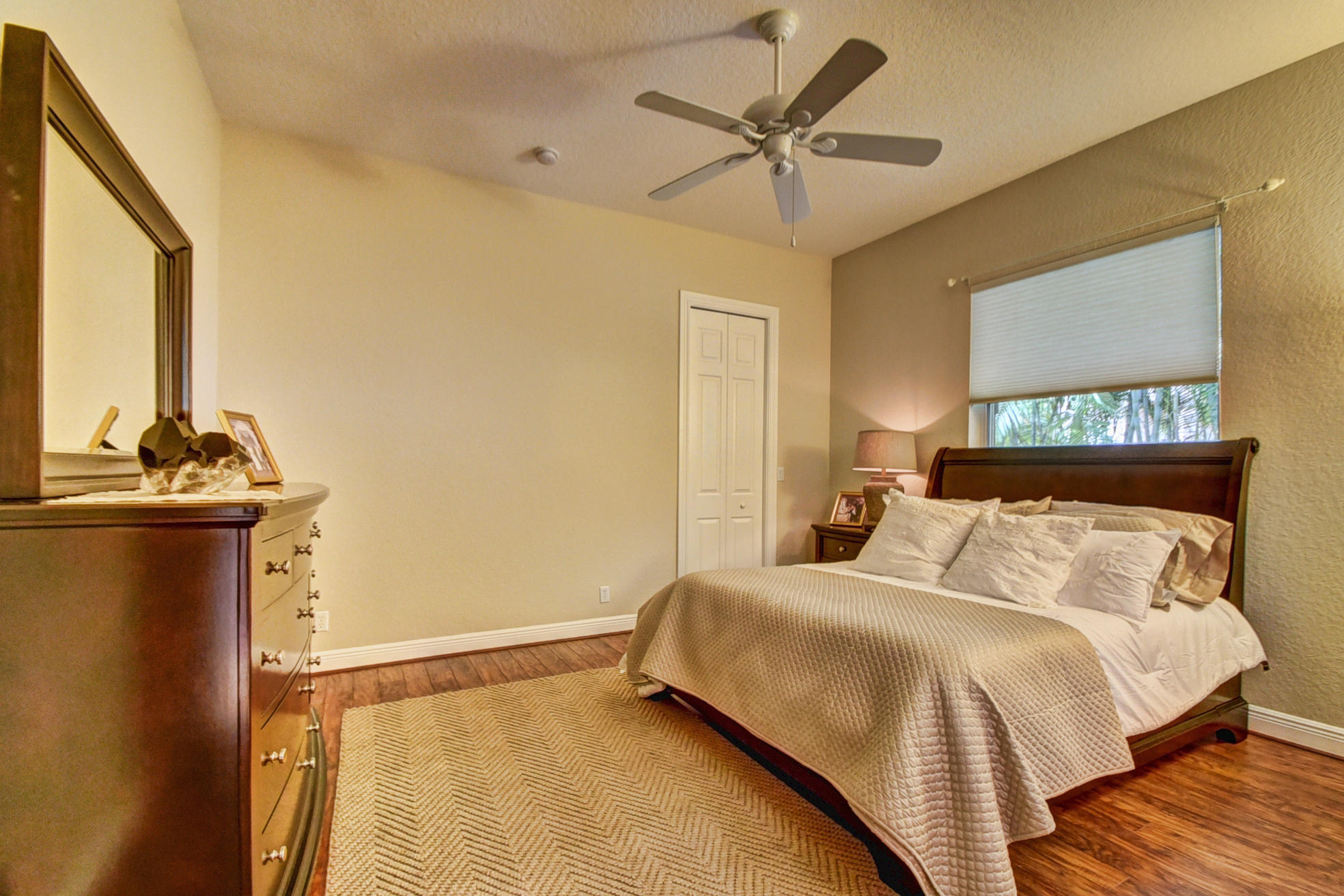 EQUESTRIAN CLUB - Residential