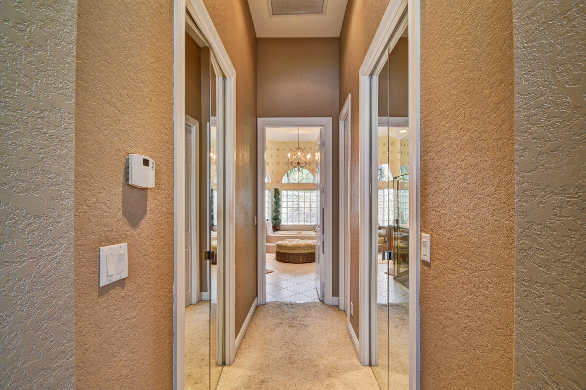 EQUESTRIAN CLUB - Residential