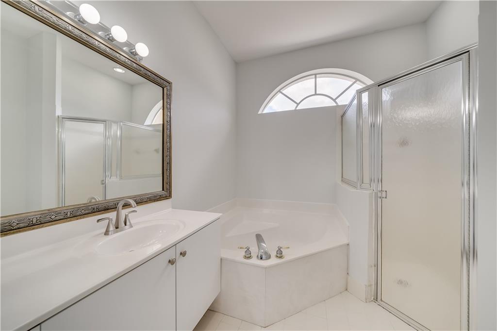 Stoneridge Lake Estates - Residential