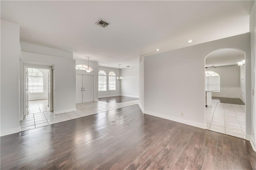 Stoneridge Lake Estates - Residential