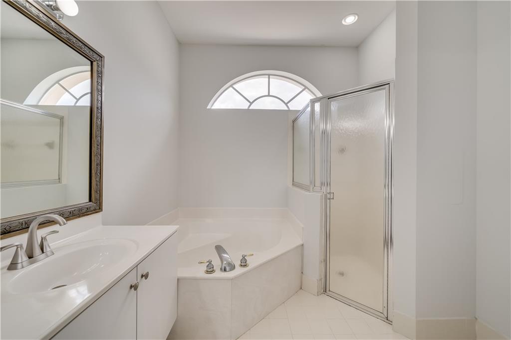 Stoneridge Lake Estates - Residential