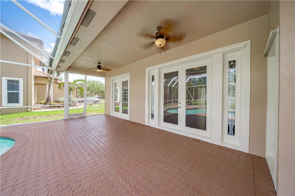 Stoneridge Lake Estates - Residential